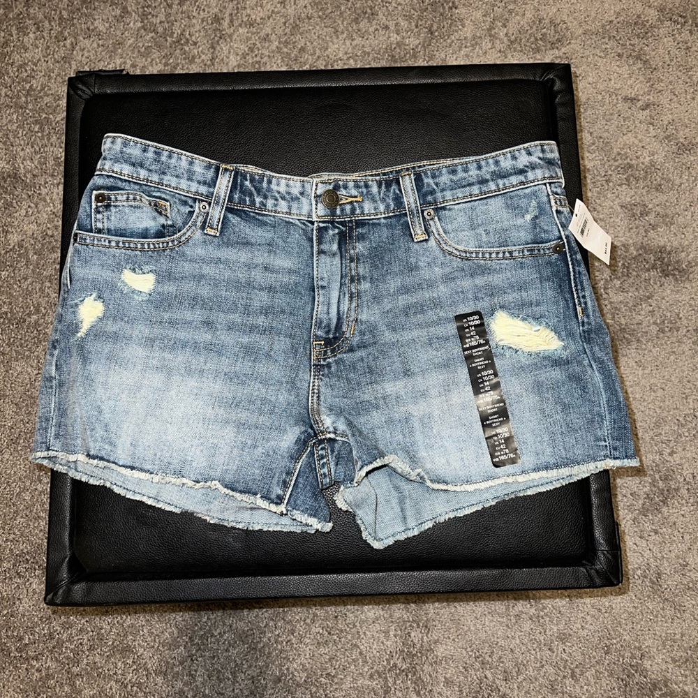 Cut off blue jeans